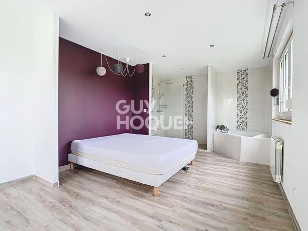 CREPY EN VALOIS : appartement de 6 pièces (102 m²) en location