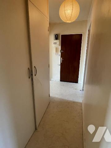 Appartement T3 avec cave et garage 