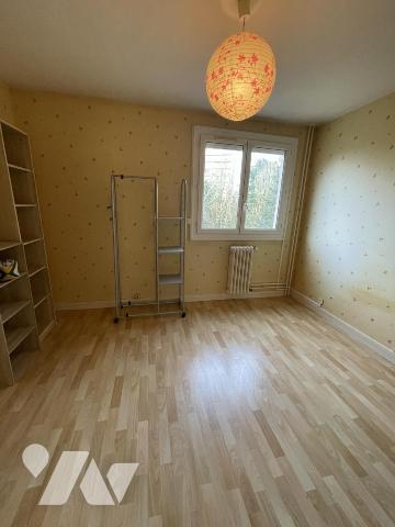 Appartement T3 avec cave et garage 