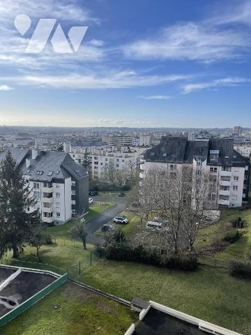 Appartement T3 avec cave et garage 