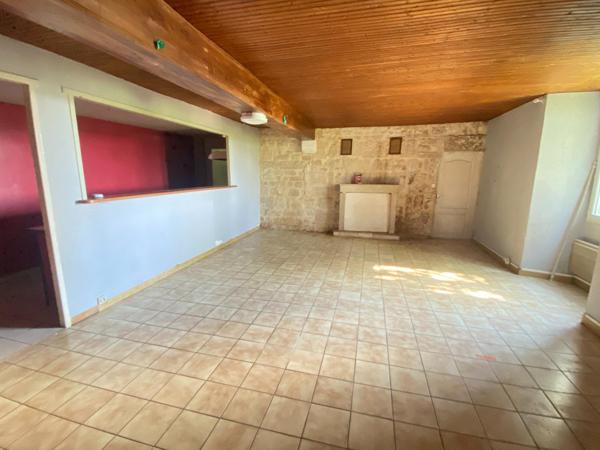 MAISON AVEC TRAVAUX 204M2 6CH DEPENDANCES, CAVES