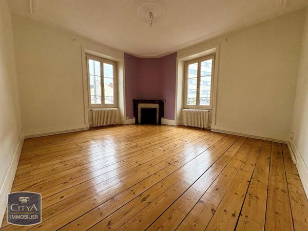 Appartement à louer 4 pièces 90m²