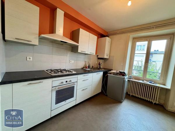 Appartement à louer 4 pièces 90m²