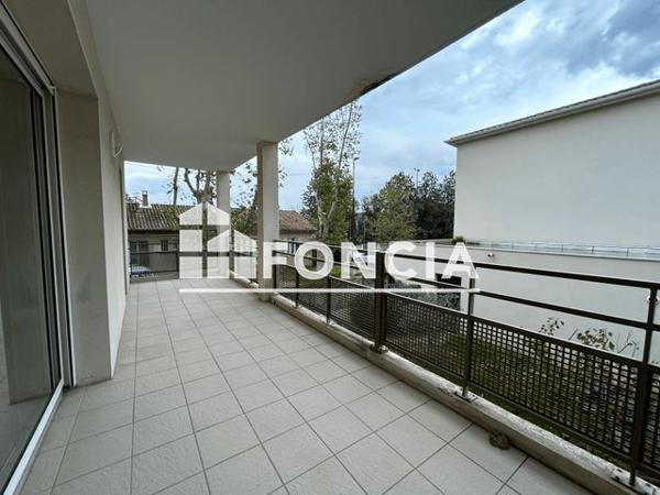 Location Appartement 3 pièces 67.83 m² - LES IRIS - 58 AVENUE DES SPORTS Montfavet 84140