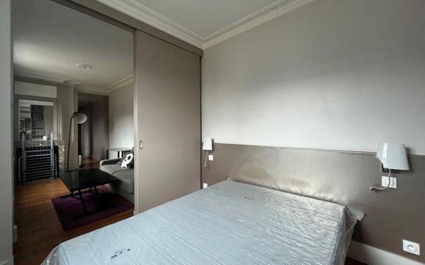 Appartement à louer    2 pièces • 28,57 m2 Paris 12