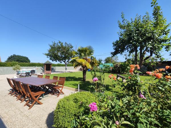 7 kms de Lisieux, agréable maison normande avec double garage