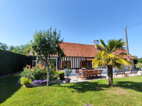 7 kms de Lisieux, agréable maison normande avec double garage