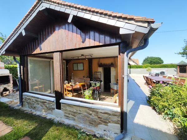7 kms de Lisieux, agréable maison normande avec double garage