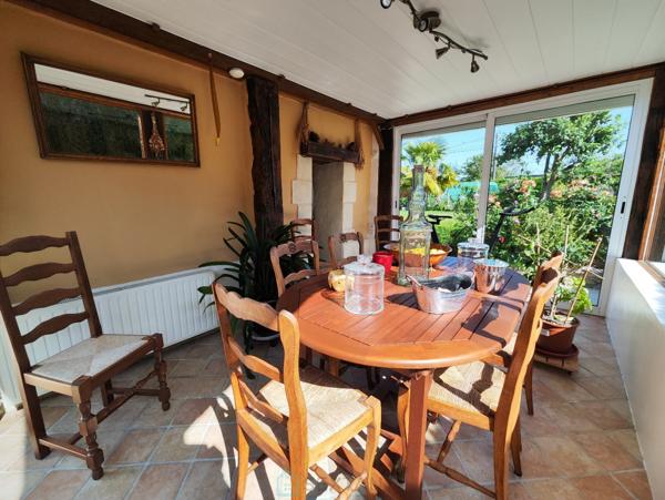 7 kms de Lisieux, agréable maison normande avec double garage