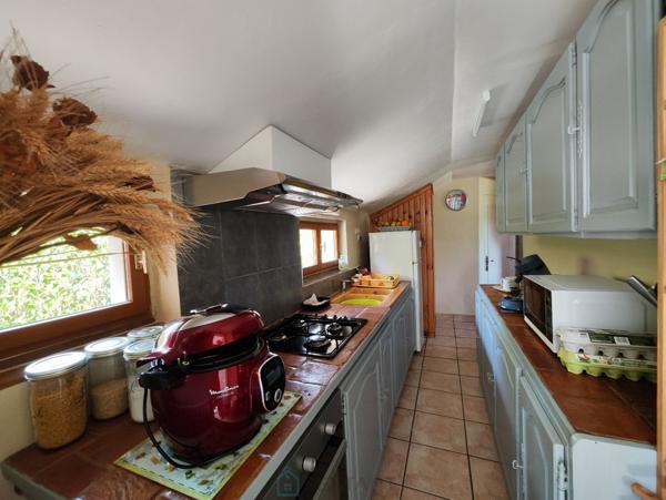 7 kms de Lisieux, agréable maison normande avec double garage