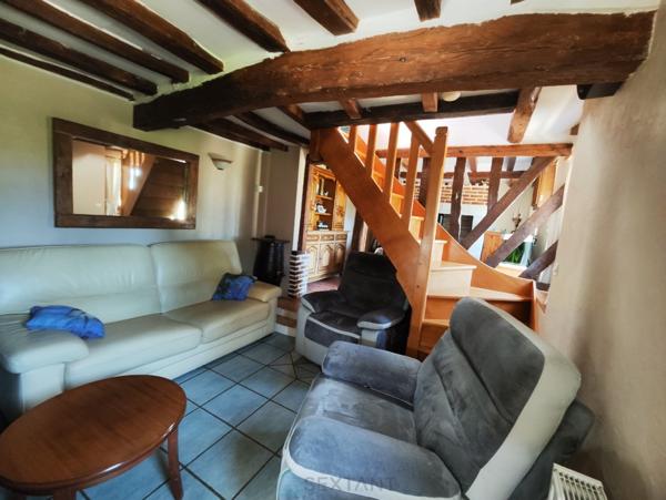 7 kms de Lisieux, agréable maison normande avec double garage