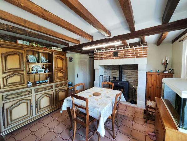 7 kms de Lisieux, agréable maison normande avec double garage