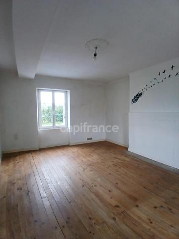 Maison 3 pièces en pierre à restaurer - LA GRAVERIE (14350)