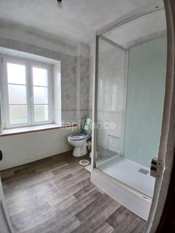 Maison 3 pièces en pierre à restaurer - LA GRAVERIE (14350)