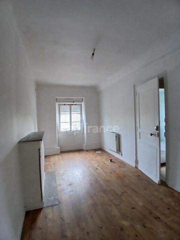 Maison 3 pièces en pierre à restaurer - LA GRAVERIE (14350)