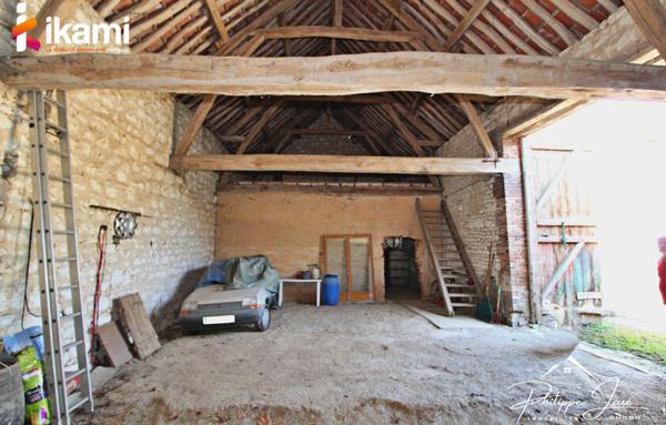 Secteur Villeneuve l'Archevêque, Magnifique maison ancienne entièrement rénovée.