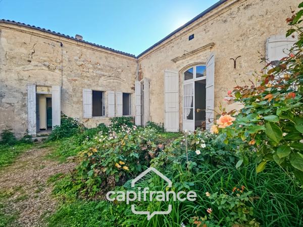 Propriété de caractère au cœur de Layrac 275m² habitable, Garage, jardin et terrain