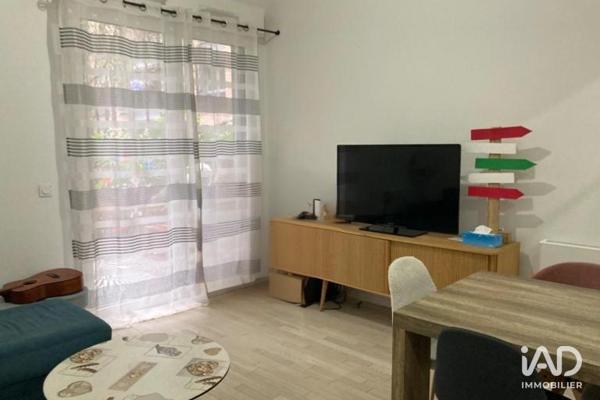 Location appartement 3 pièces 62 m² Versailles