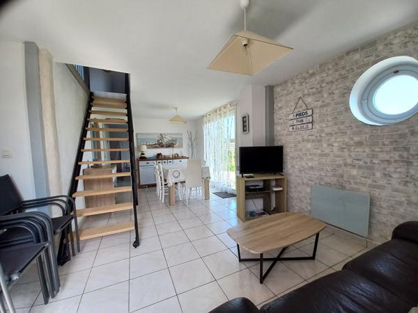 Maison avec terrasse vue mer à deux pas de la plage !