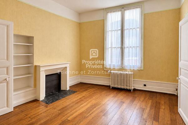 Exclusivité - Immeuble Chatillon Sur Indre 9 pièce(s) 238 m2