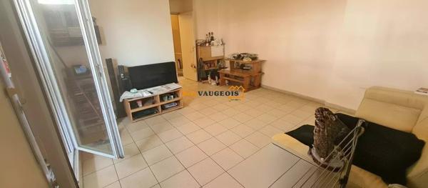 Vente                                                      Appartement
                        
                     3 pièces                      60 m2                     à La Ferté-Gaucher