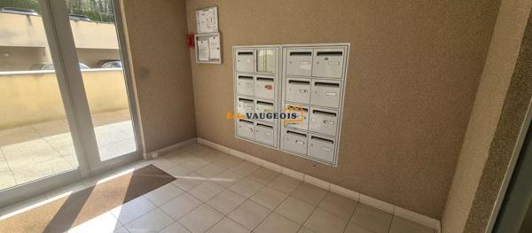 Vente                                                      Appartement
                        
                     3 pièces                      60 m2                     à La Ferté-Gaucher