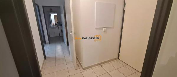 Vente                                                      Appartement
                        
                     3 pièces                      60 m2                     à La Ferté-Gaucher