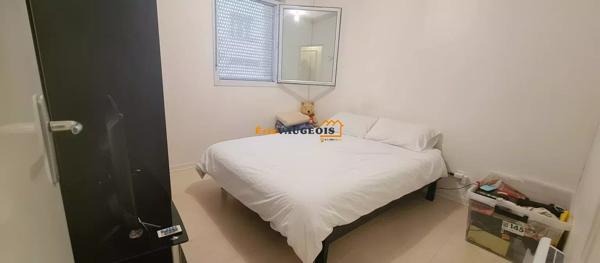Vente                                                      Appartement
                        
                     3 pièces                      60 m2                     à La Ferté-Gaucher