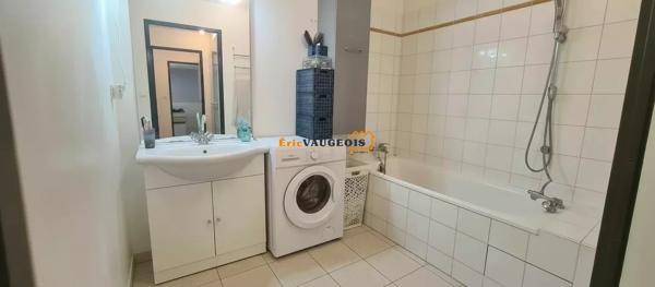 Vente                                                      Appartement
                        
                     3 pièces                      60 m2                     à La Ferté-Gaucher