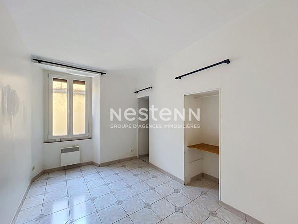 Appartement  3 pièce(s) 55.95m² Angerville avec cour et garage