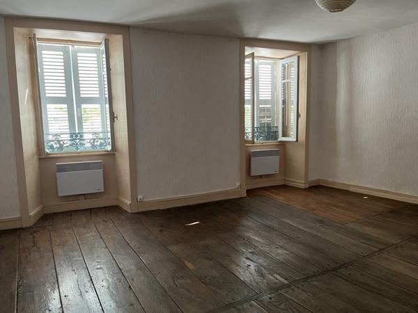 Maison à vendre |  Bellac |  8 pièces | 198 m²