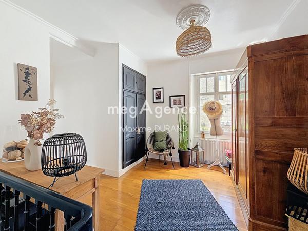 Maison à CHOLET, 49300 - 7 pièces 178m²