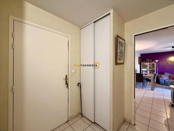 Vente                                                      Appartement
                        
                     3 pièces                      61 m2                     à La Ferté-Gaucher