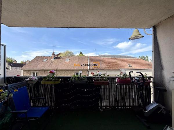 Vente                                                      Appartement
                        
                     3 pièces                      61 m2                     à La Ferté-Gaucher