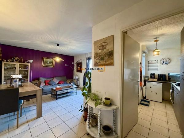 Vente                                                      Appartement
                        
                     3 pièces                      61 m2                     à La Ferté-Gaucher