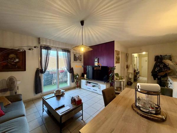 Vente                                                      Appartement
                        
                     3 pièces                      61 m2                     à La Ferté-Gaucher
