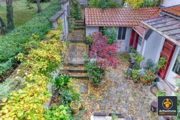 Vente                                                      Appartement
                        
                     3 pièces                      57 m2                     à Nogent-sur-Marne