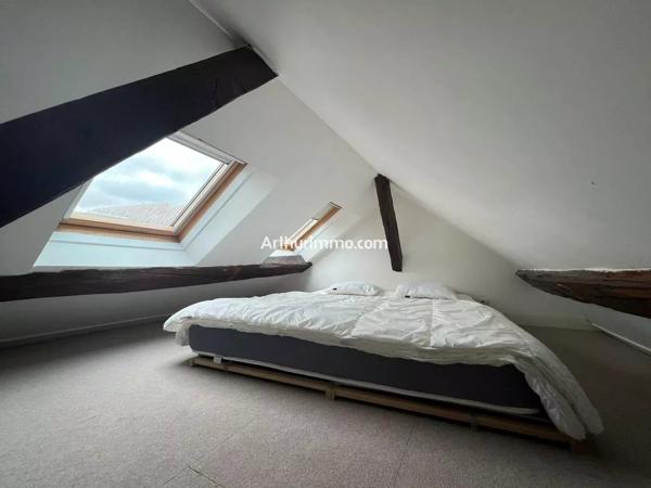Location                                                      Appartement
                        
                     2 pièces                      19 m2                     à Sucy-en-Brie