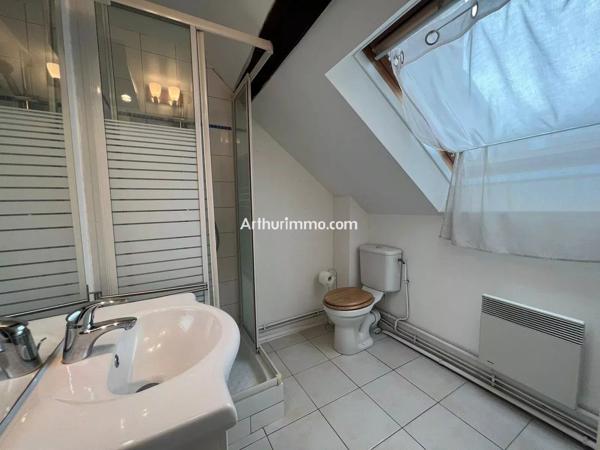 Location                                                      Appartement
                        
                     2 pièces                      19 m2                     à Sucy-en-Brie