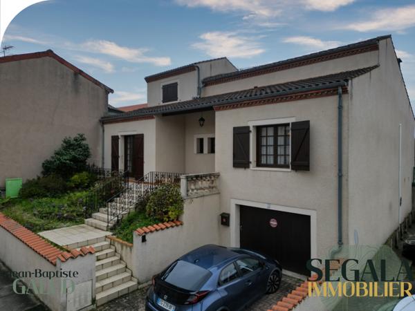 Carmaux (81400) Centre Ville - Maison familiale avec grande pièce déplafonnée