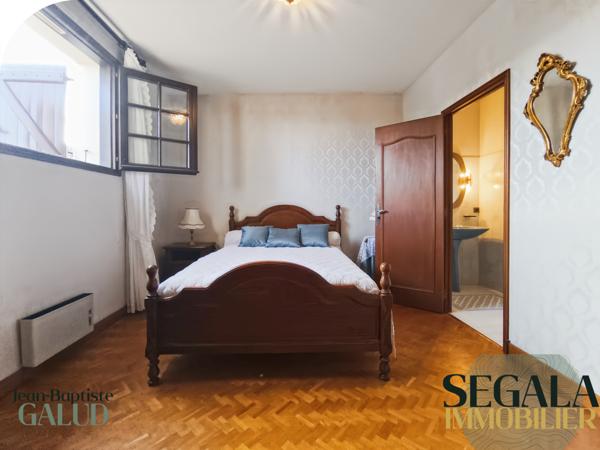 Carmaux (81400) Centre Ville - Maison familiale avec grande pièce déplafonnée