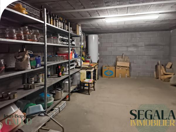 Carmaux (81400) Centre Ville - Maison familiale avec grande pièce déplafonnée