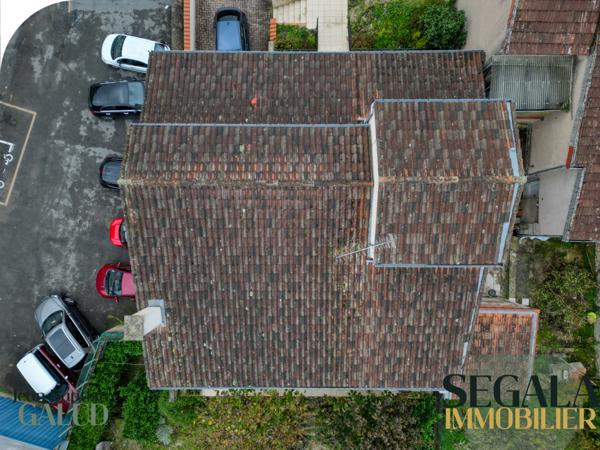 Carmaux (81400) Centre Ville - Maison familiale avec grande pièce déplafonnée