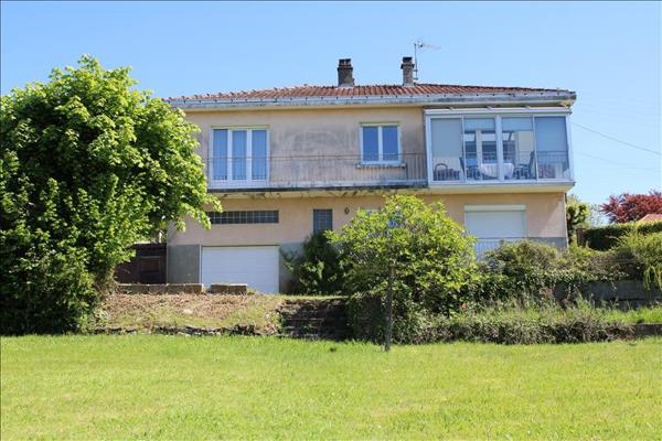 Maison à vendre |  Châlus |  7 pièces | 130 m²