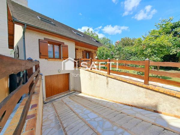 Maison individuelle sur sous-sol total, 7 chambres.