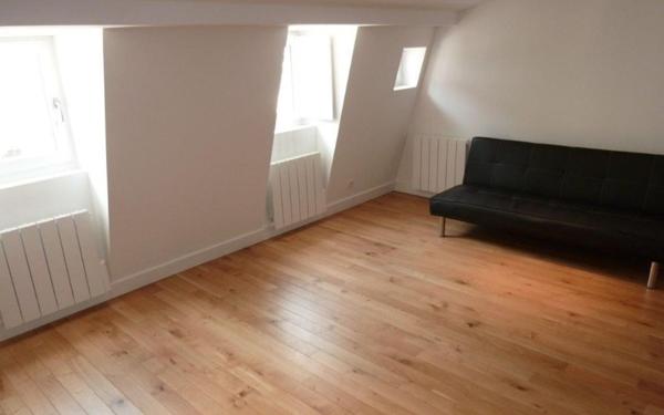 Appartement à louer    1 pièce •  Lyon 2