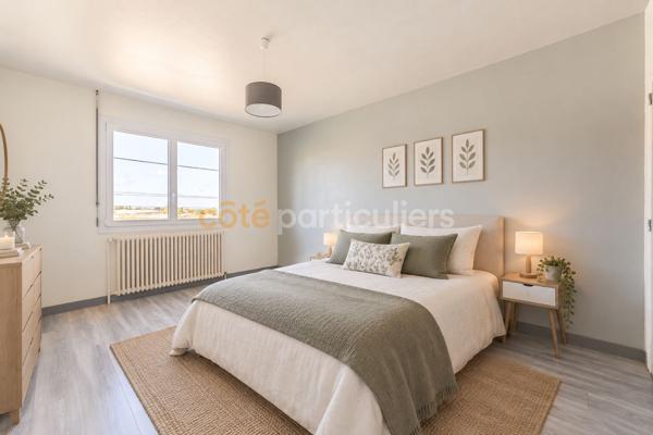 Vente
                Maison160 m² - 7 Pièces -
                    LES HERBIERS (85500)