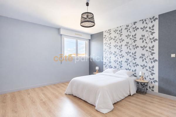 Vente
                Maison160 m² - 7 Pièces -
                    LES HERBIERS (85500)