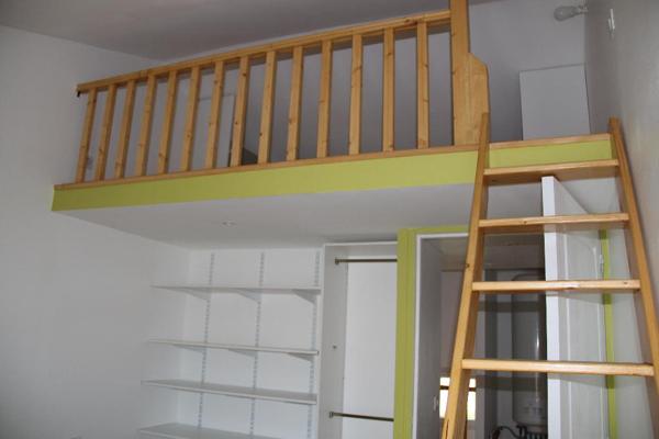 CHARMANTE PETITE MAISON DE VILLAGE -