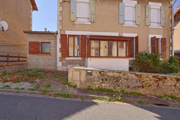 Appartement Imphy 2 pièces de 59 m2, Imphy, Paris 2h30, investissement locatif